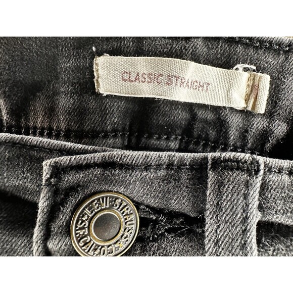 Levi Strauss Women’s Black Classic Straight Jeans Size 28x28 Casual - Picture 3 of 7
